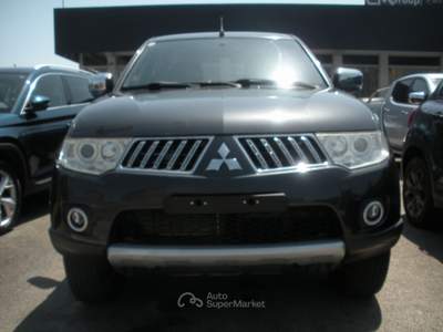 Mitsubishi L200 pick-up Nero usata Frosinone