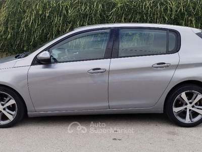 Peugeot 308  5p 1.6 hdi 8v Access 92cv fap Grigio usata Ragusa