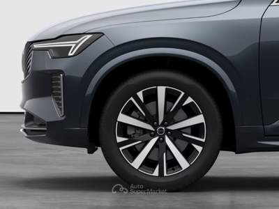Volvo XC90 B5 AWD automatico 7 posti Core Blu/Azzurro usata Modena