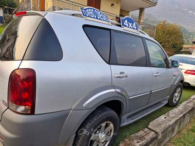 SsangYong Rexton SsamgYong Rexton 4x4 Argento usata Ranzanico