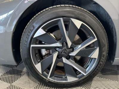 Peugeot 308 BlueHDi 130 S&S EAT8 Allure N1 Autocarro usata Liscate