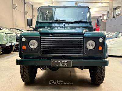 Land Rover Defender 110 3.5 V8 Verde usata Bologna