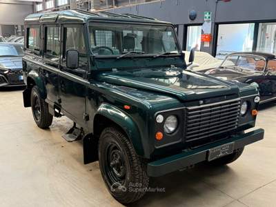Land Rover Defender 110 3.5 V8 Verde usata Bologna