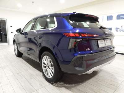 Audi Q3 AUDI NUOVO Q3 TDI BUSINESS S-TRONIC 2.0 150 CV Bianco usata Grumello del Monte