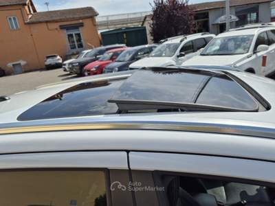 Suzuki S-Cross 1.6 DIESEL 120CV 4WD All Grip Top TETTO PANORAMICO Bianco usata Bologna