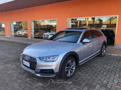 Audi A4 allroad 3.0 tdi Bus. 218cv s-tronic Tetto Matrix Virtual Argento usata Gozzano