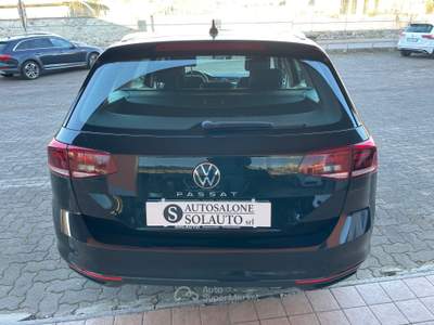 Volkswagen Passat Variant 2.0 TDI SCR EVO DSG Business Nero usata Gozzano