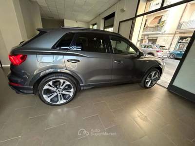 Audi Q3 35 2.0 tdi S line edition s-tronic Grigio usata CAGLIARI