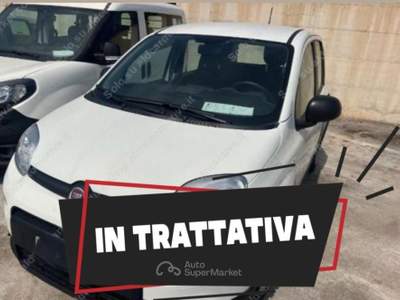 Fiat Panda 1.0 FireFly S&S Hybrid Bianco usata Lucugnano