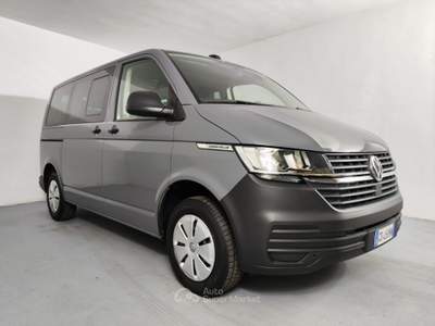 Volkswagen Caravelle 2.0 TDI 110CV PC Trendline *PREZZO IVATO* Grigio usata Paderno Dugnano
