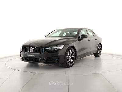 Volvo S60 B4 automatico Plus Dark - KM0 Nero usata Modena