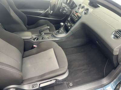 Peugeot RCZ Vettura tenuta maniacalmente usata POTENZA