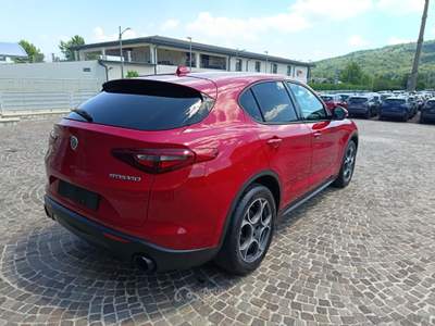 Alfa Romeo Stelvio Stelvio 2.2 T.diesel 190CV AT8 Q4 Sprint Rosso usata Agnone