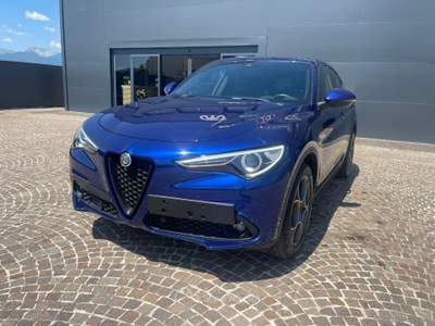 Alfa Romeo Stelvio Stelvio 2.2 T.diesel 190CV AT8 Q4 Sprint Blu/Azzurro usata Agnone