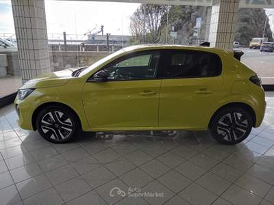 Peugeot 208 1.2 hybrid Allure 100cv e-dcs 6 Giallo usata Novi Ligure