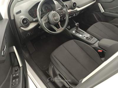 Audi Q2 30 TDI S tronic Business Bianco usata Capua