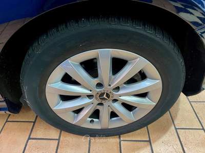 Mercedes-Benz Classe A d Business Navi Blu/Azzurro usata Melegnano
