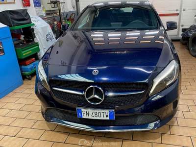 Mercedes-Benz Classe A d Business Navi Blu/Azzurro usata Melegnano