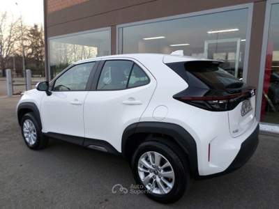 Toyota Yaris Cross 1.5 Hybrid 5p. E-CVT Active Bianco usata Scandiano
