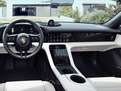 Porsche Taycan performance battery plus 5p.ti Grigio usata Parma