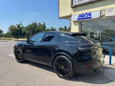 Porsche Cayenne Coupe 3.0 e-hybrid FULL OPTION SUBENTRO LEASING Nero usata Cavezzo