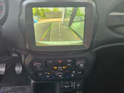 Jeep Renegade 6600 km , unico proprietario, praticamente nuova !!!!!!!!!!! Bianco usata Pozzuolo del Friuli