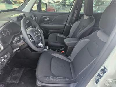 Jeep Renegade 6600 km , unico proprietario, praticamente nuova !!!!!!!!!!! Bianco usata Pozzuolo del Friuli