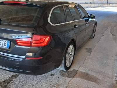 BMW Serie 5 520d auto ben tenuta Nero usata Monopoli