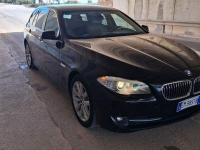 BMW Serie 5 520d auto ben tenuta Nero usata Monopoli