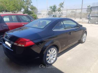 Ford Focus 1.6 Ti-VCT 5p. Tit. Nero usata Soleto