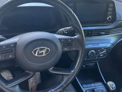 Hyundai i20 pari al nuovo  Argento usata Bari