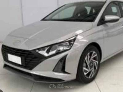Hyundai i20 pari al nuovo  Argento usata Bari