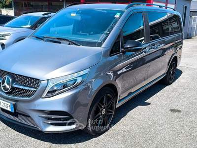 Mercedes-Benz Classe V 300D EXCLUSIVE LUNGO 6 POSTRI CAMERA APPLE PANO Grigio usata Pomezia