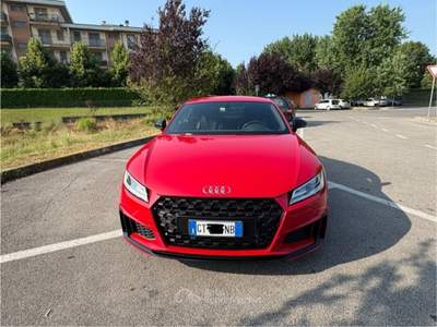Audi TT Audi TT Sline/Stronic. Cerchi da 19” .Garan Audi fino a Dic2027 Rosso usata Peschiera Borromeo