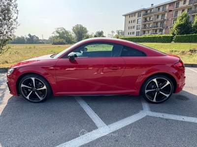 Audi TT Audi TT Sline/Stronic. Cerchi da 19” .Garan Audi fino a Dic2027 Rosso usata Peschiera Borromeo