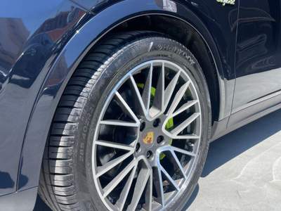 Porsche Cayenne 3.0 V6 E-Hybrid usata Taranto