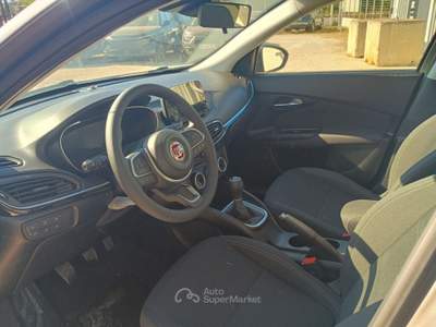 Fiat Tipo SW 1.3 MJ 95CV City Life KM0 Grigio usata Monopoli