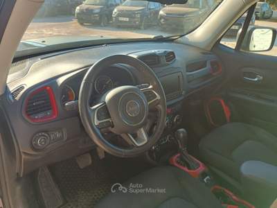 Jeep Renegade 2.0 MJ 170CV AT9 4WD Active Drive Low Trailhawk Nero usata Monopoli