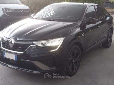 Renault Arkana Hybrid E-TECH 145 CV R.S. Line Nero usata SORA