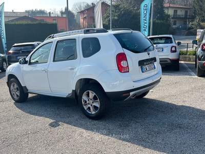 Dacia Duster I 2014 1.6 Laureate Gpl 4x2 105cv Bianco usata Erba