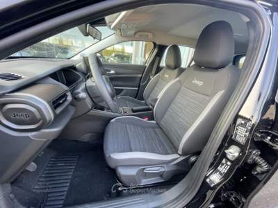 Jeep Avenger 1.2 Turbo 100 CV Longitude Nero usata Scandiano
