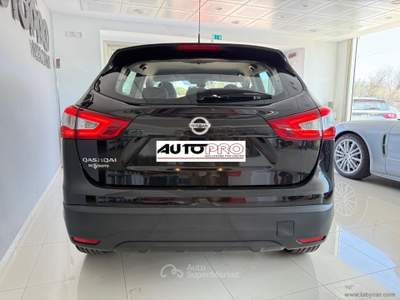Nissan Qashqai Qashqai 1.5 dCi N-Vision Nero usata San Michele salentino