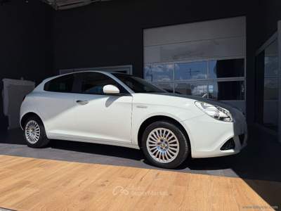 Alfa Romeo Giulietta Giulietta 1.4 Turbo 105 CV Bianco usata San Michele salentino
