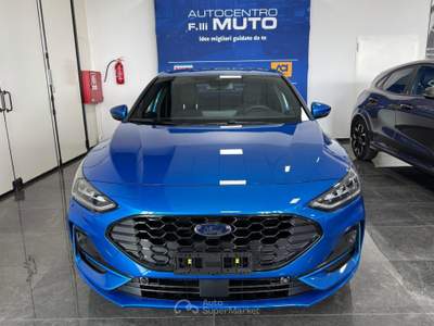 Ford Focus 1.5 EcoBlue 115 CV automatico 5p. ST-Line Blu/Azzurro usata Medesano