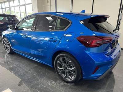 Ford Focus 1.5 EcoBlue 115 CV automatico 5p. ST-Line Blu/Azzurro usata Medesano