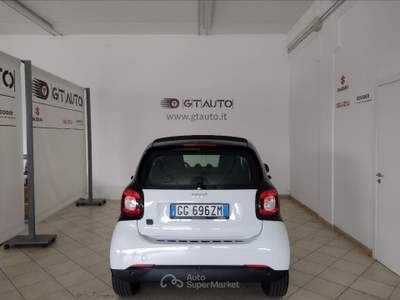 Smart ForTwo Fortwo eq 60kw passion Bianco usata Pisa