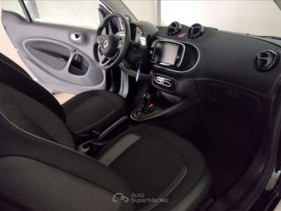 Smart ForTwo Fortwo eq 60kw passion Bianco usata Pisa