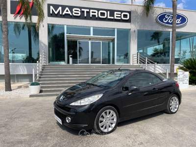 Peugeot 207 16V THP 150CV 3p. Féline Cabrio Nero usata Lucugnano