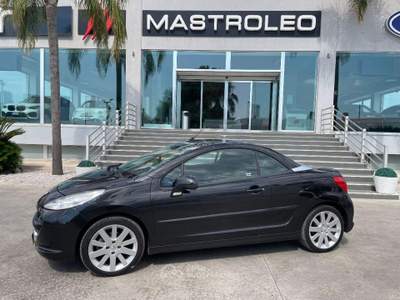Peugeot 207 16V THP 150CV 3p. Féline Cabrio Nero usata Lucugnano