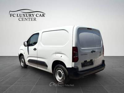 Peugeot Partner Partner 1.5 bluehdi 75cv 3 Posti Bianco usata Sant'Egidio del Monte Albino